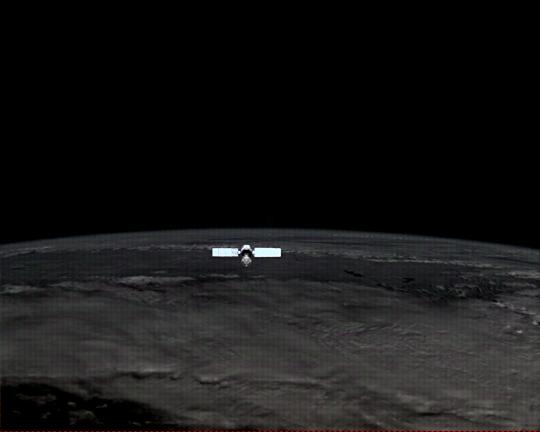 神七伴飛小衛(wèi)星獲取千余幅飛船多角度清晰圖像